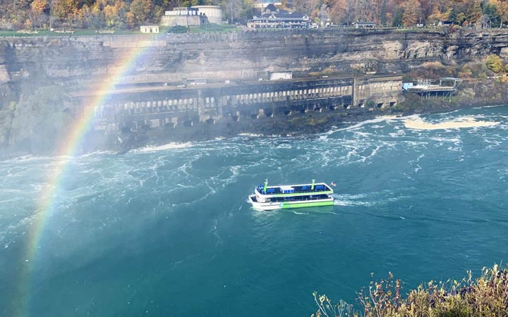 ニューヨーク発ナイアガラの滝1日観光日帰りツアー